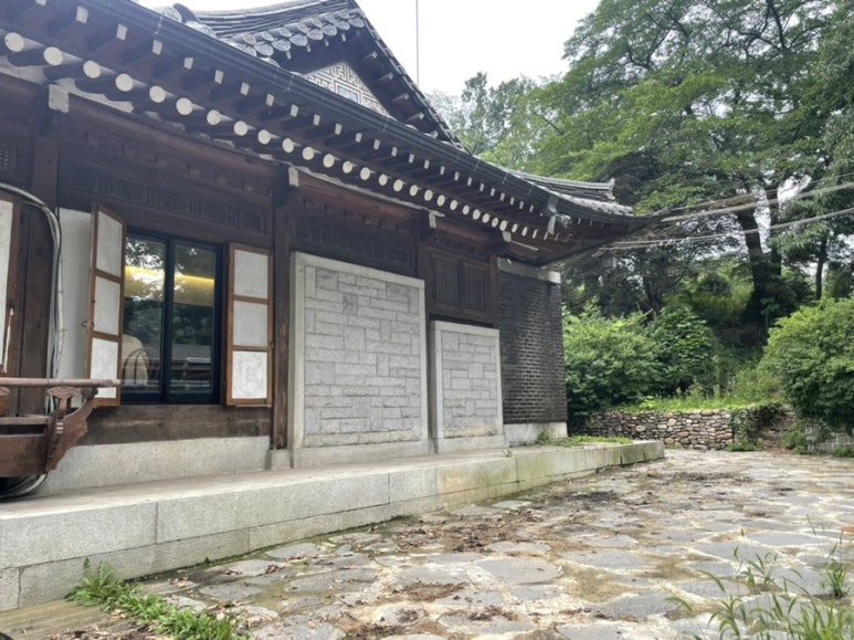 카페기와 이미지