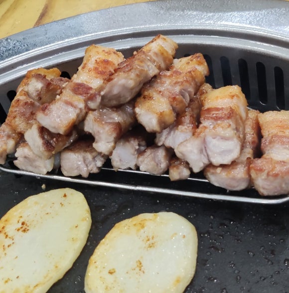 운하돈가스 이미지