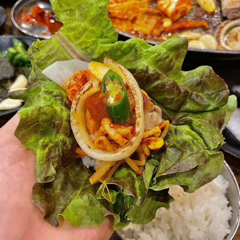함고집솥뚜껑김치삼겹살 이미지