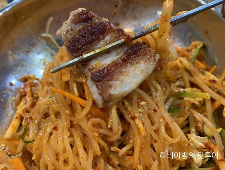 동산 솥뚜껑삼겹살 이미지