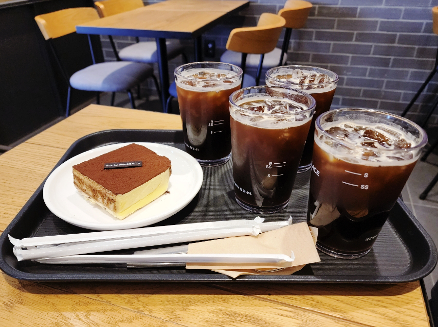 투썸플레이스예산수덕사점 이미지