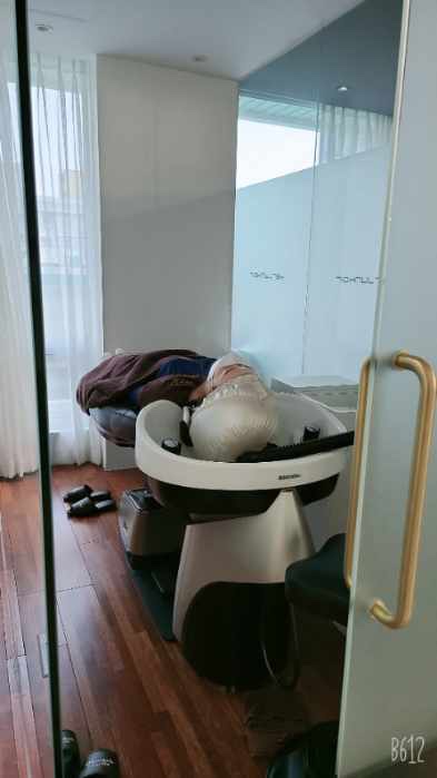 허준헤어헤드스파 이미지