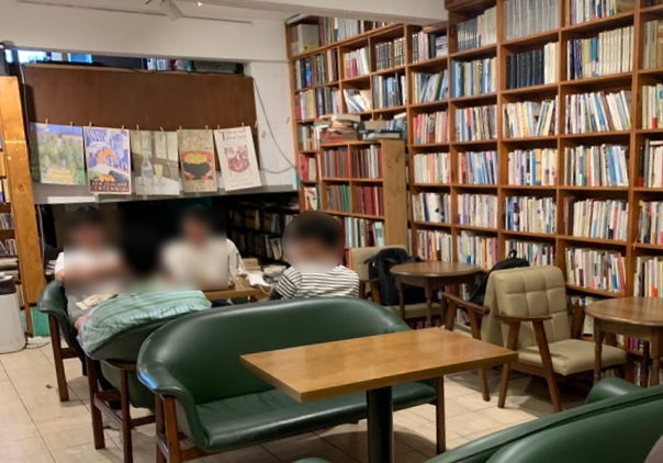 쉬어가는북카페 이미지