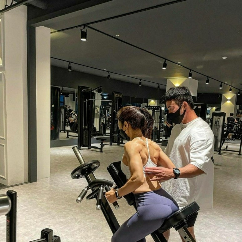 육체미공작소 이미지