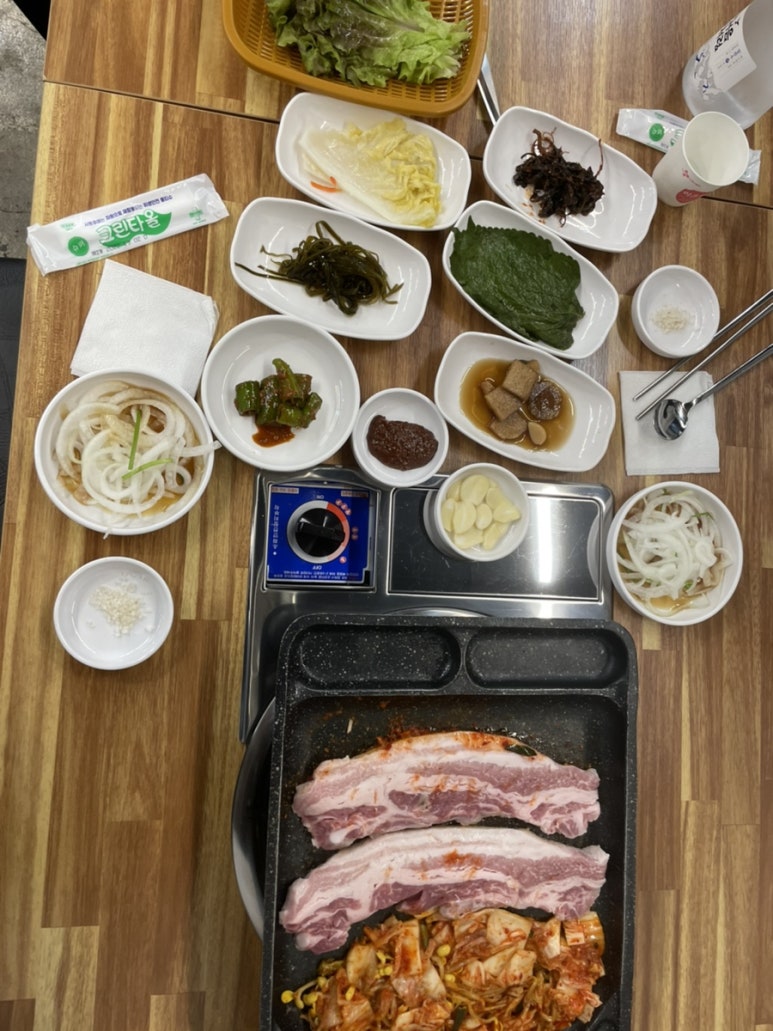 고기곳간 이미지