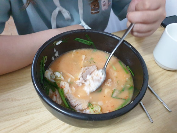 연창돼지국밥 이미지