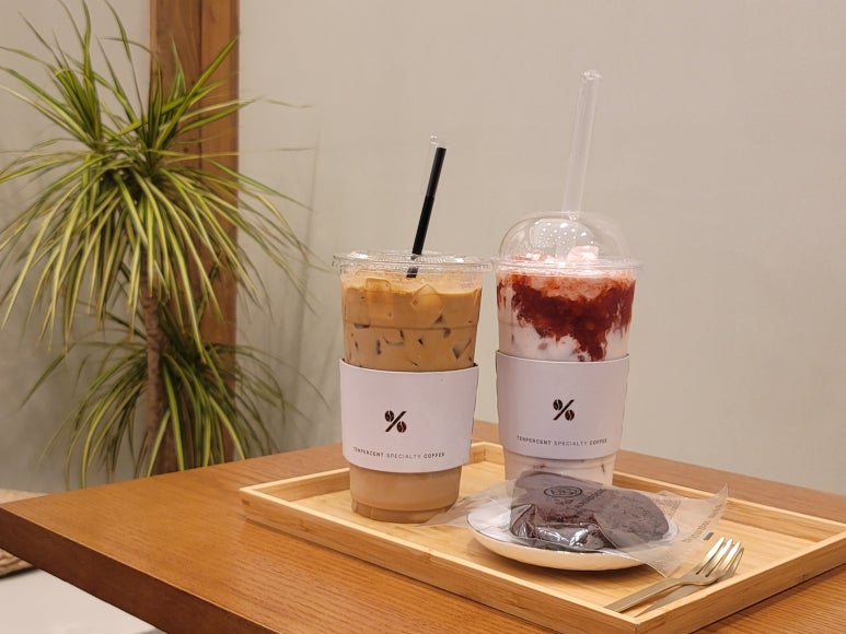 텐퍼센트 커피 이미지