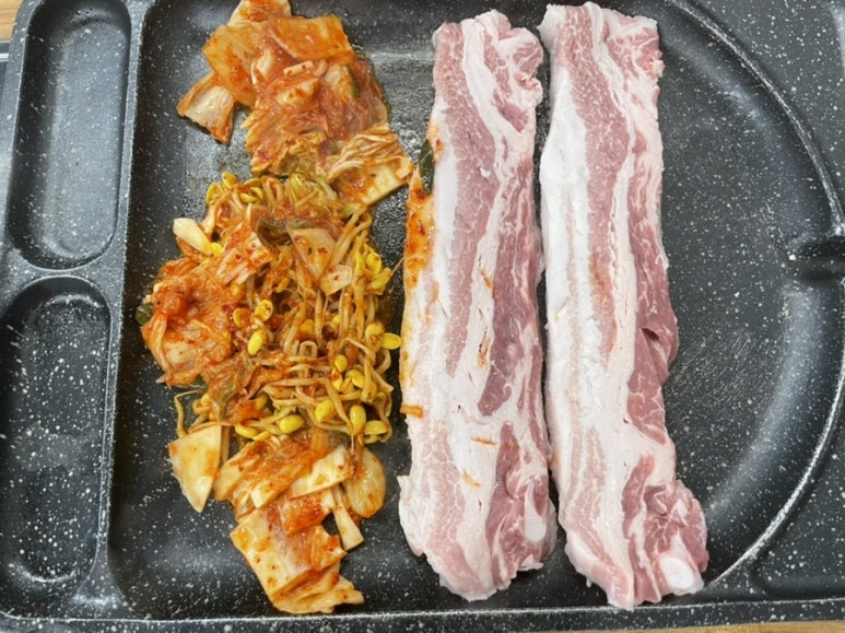 고기곳간 이미지
