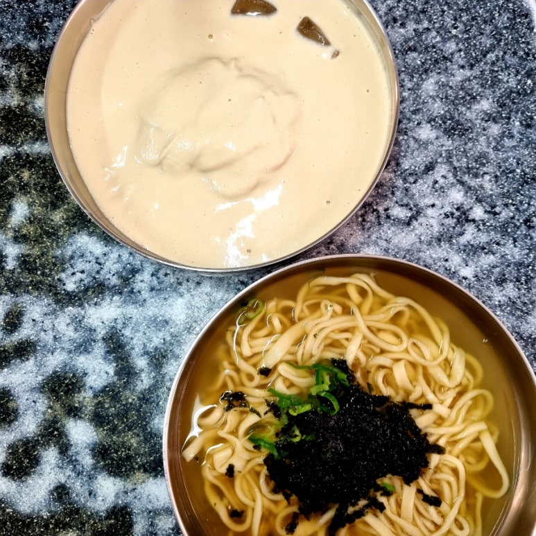 만나손칼국수 이미지