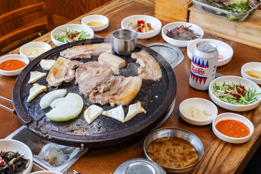 칠성골흑돼지 이미지