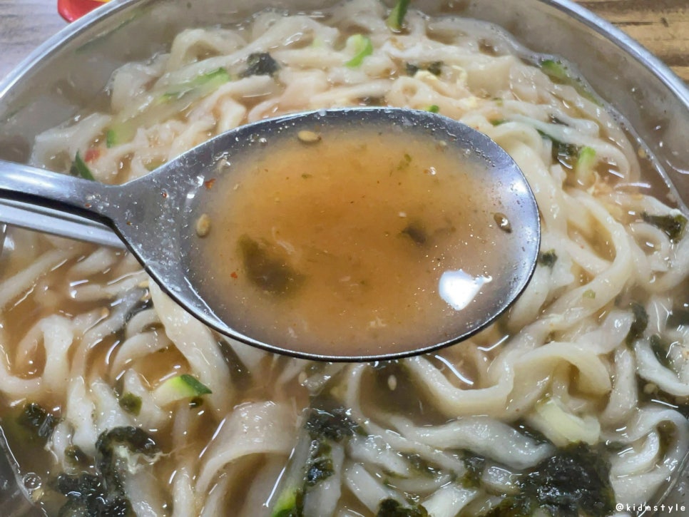 마당손칼국수 이미지