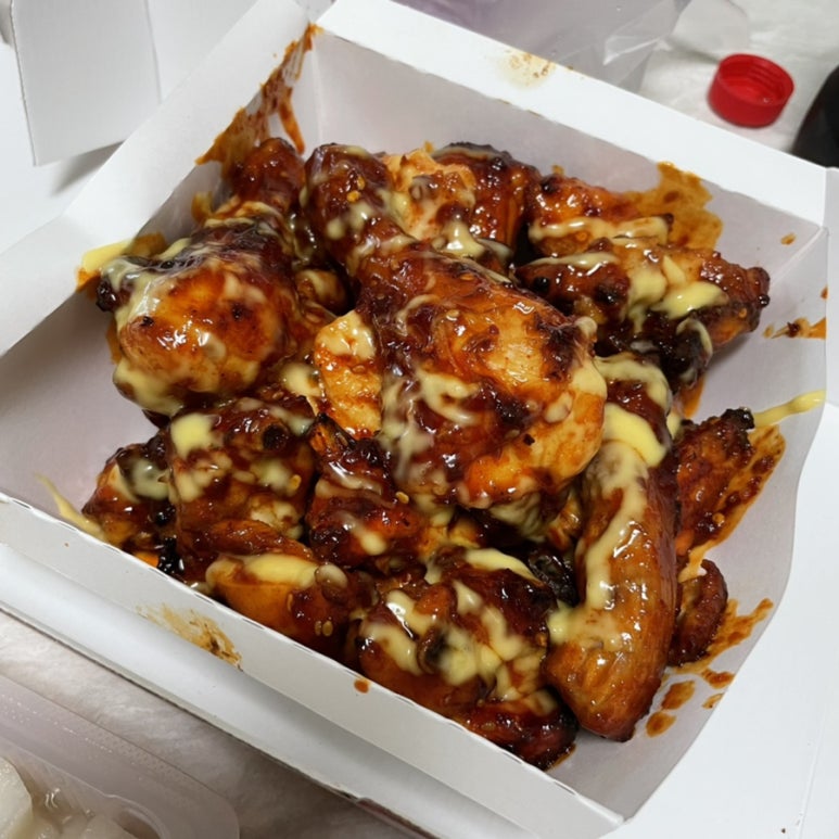 부산 부곡점 굽네치킨 이미지