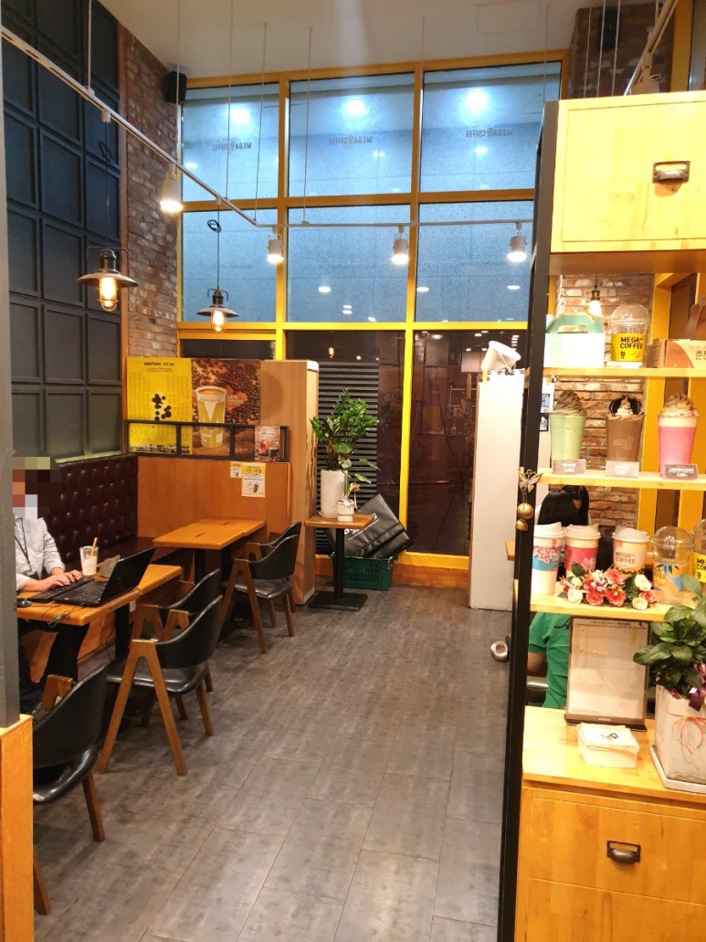 홍시커피 이미지
