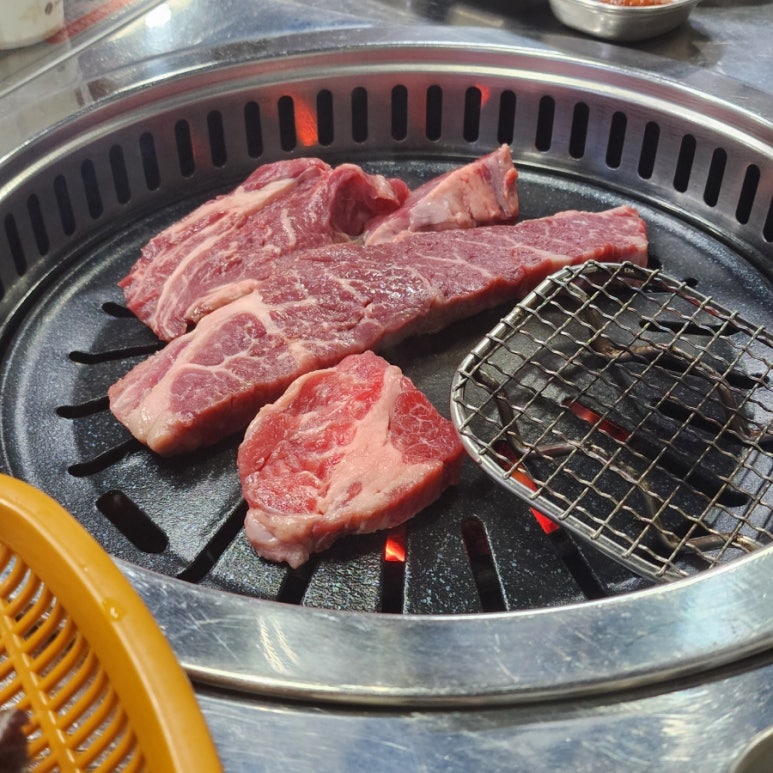 홍대장소고기집 천천직영점 이미지