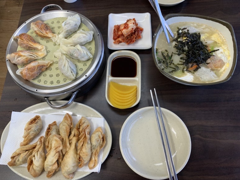 모녀손만두 이미지