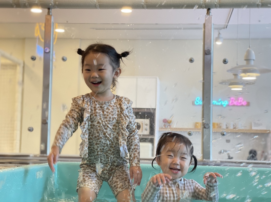 스위밍베베 이미지