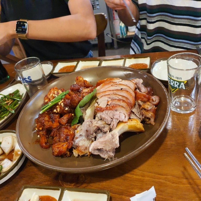 가장맛있는족발문덕점 이미지