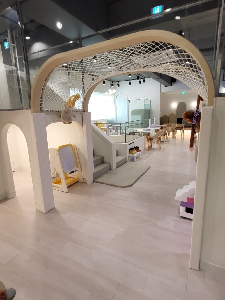 모넬로 충주시청점 이미지