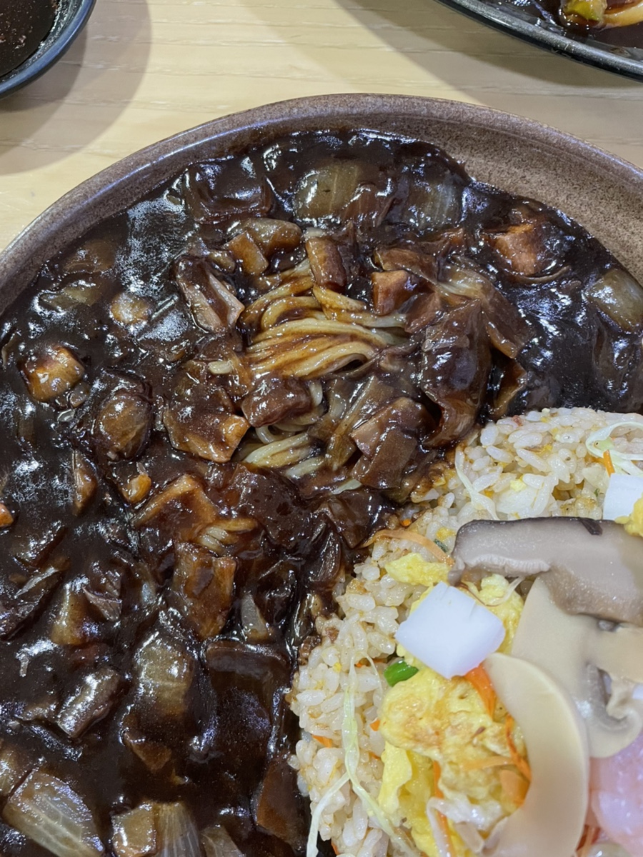 황제쟁반짜장만리향 이미지