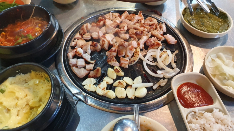 띠아모우방점 이미지