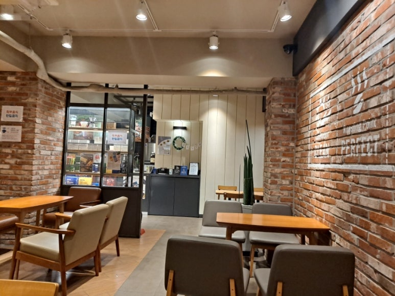 이디야커피성남동점 이미지