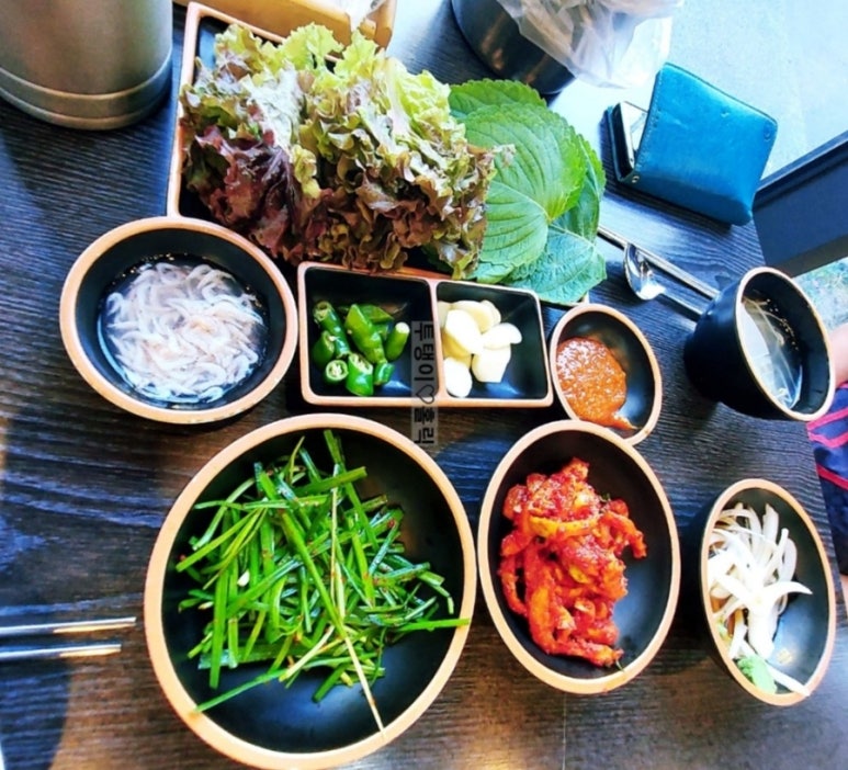 돈토지왕족발 이미지