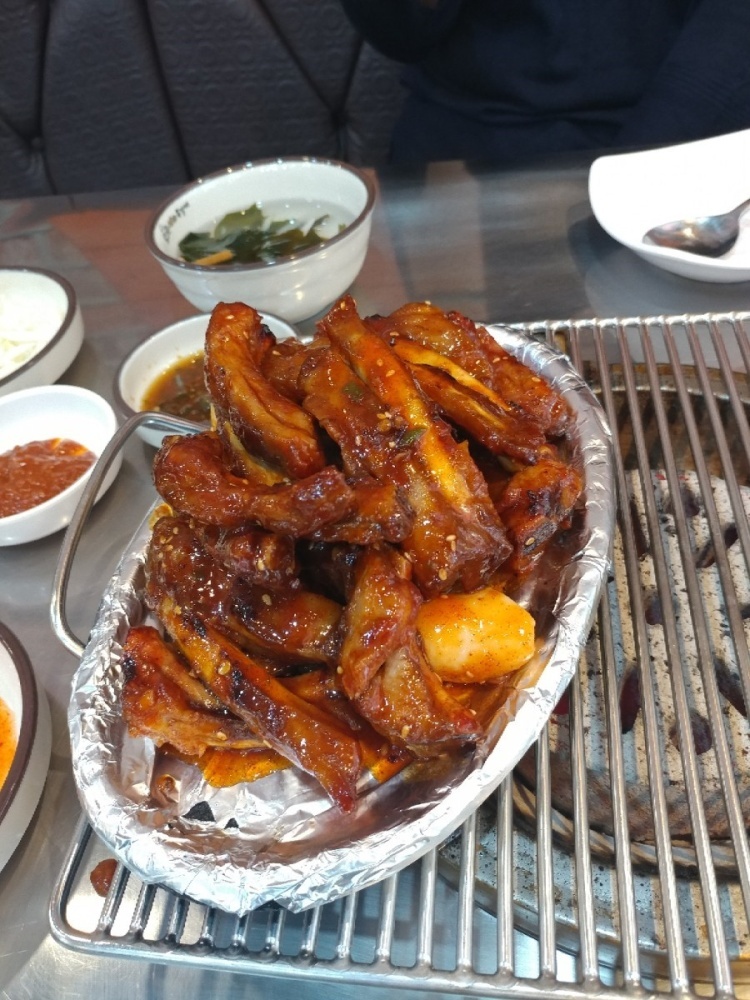 예감쪽갈비 이미지