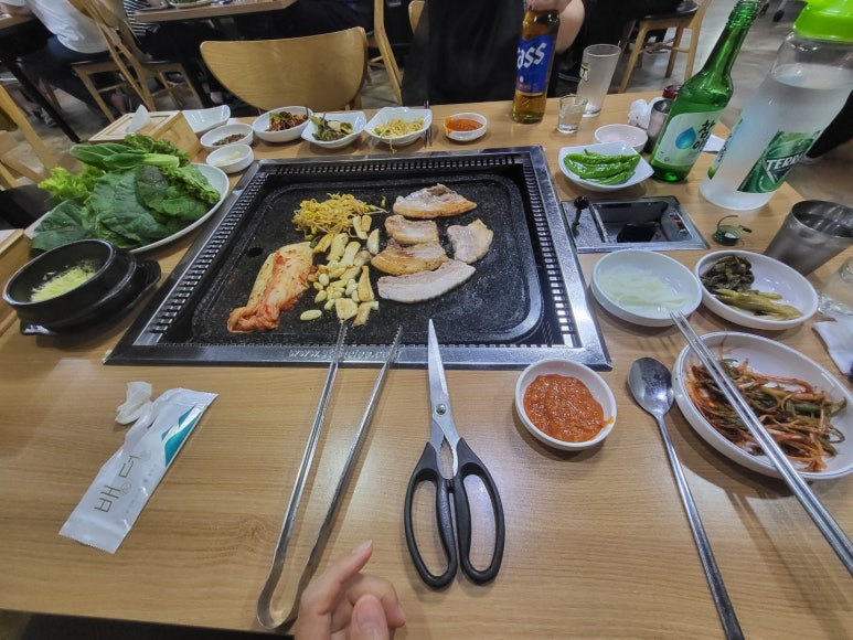 돌판마당삼겹살 이미지