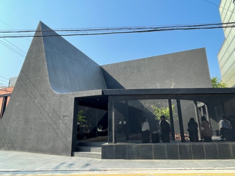 펠트 도산공원점 이미지