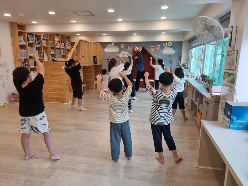 방과후방송댄스 이미지