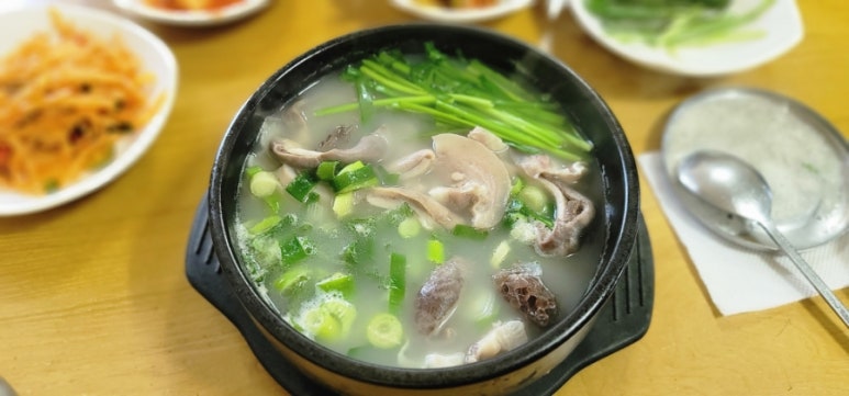 가마솥순대국 이미지