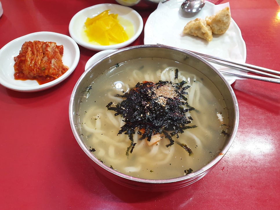 하진손만두 이미지