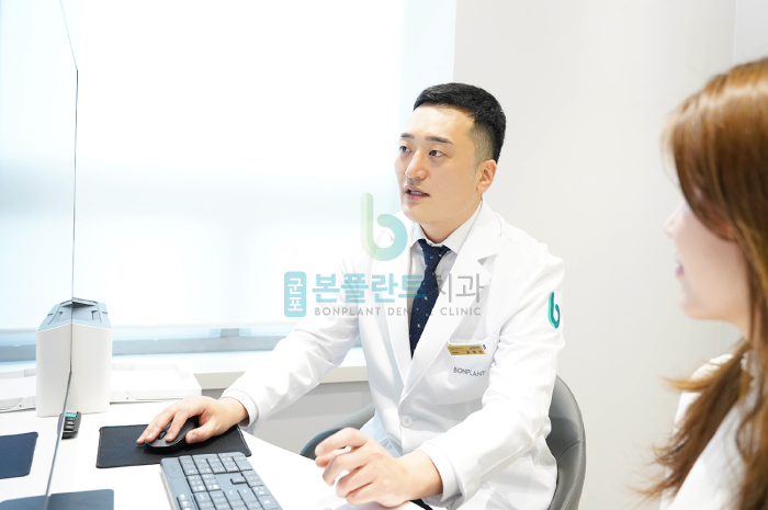 군포본플란트치과의원 이미지