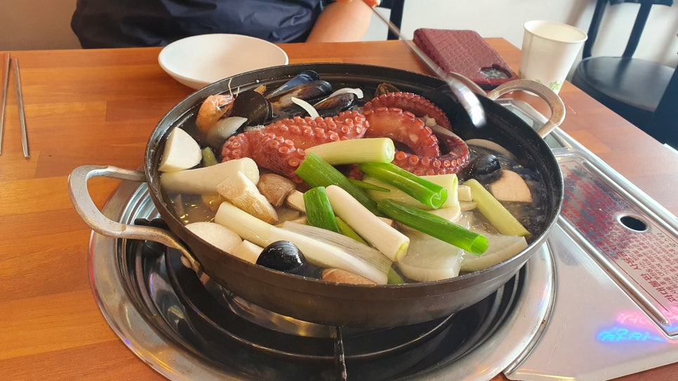 25시 식당 이미지