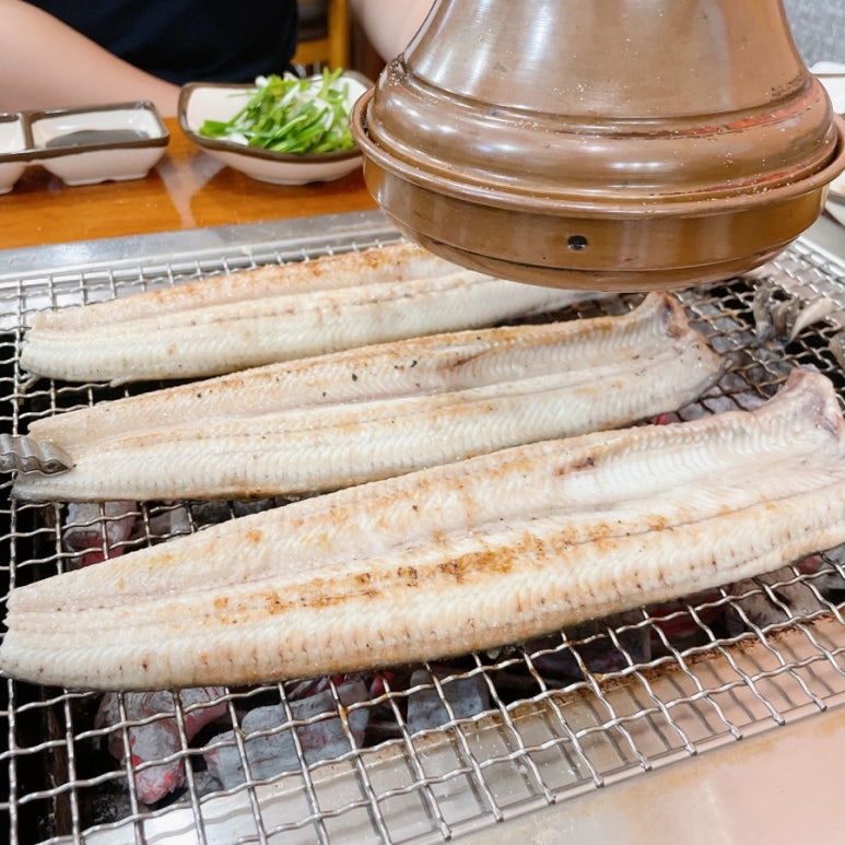 명가민물장어참숯불즉석구이 이미지