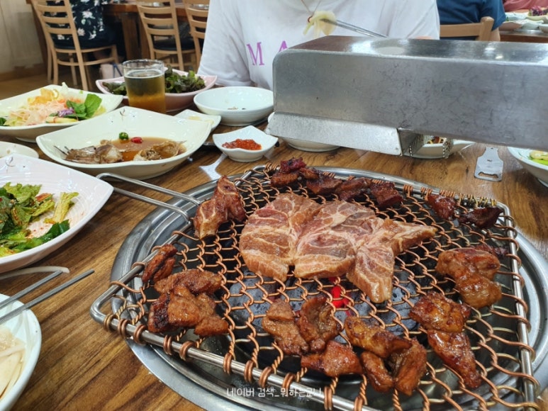 진곰 숯불갈비 이미지
