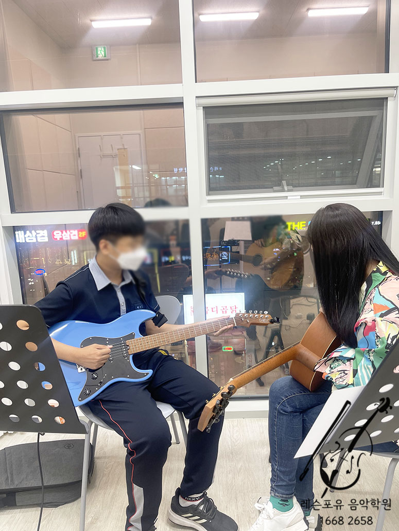 (주)포유일렉 이미지