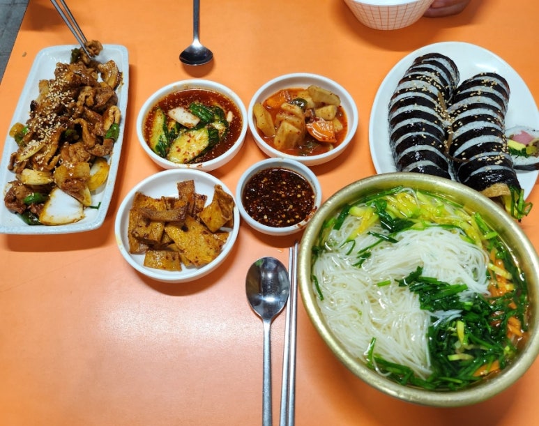 야미야미분식카페 이미지