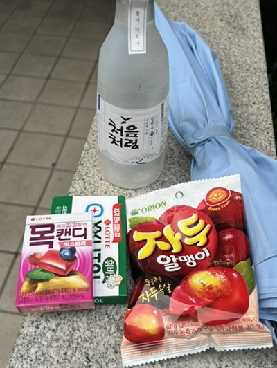네일윤윤 이미지
