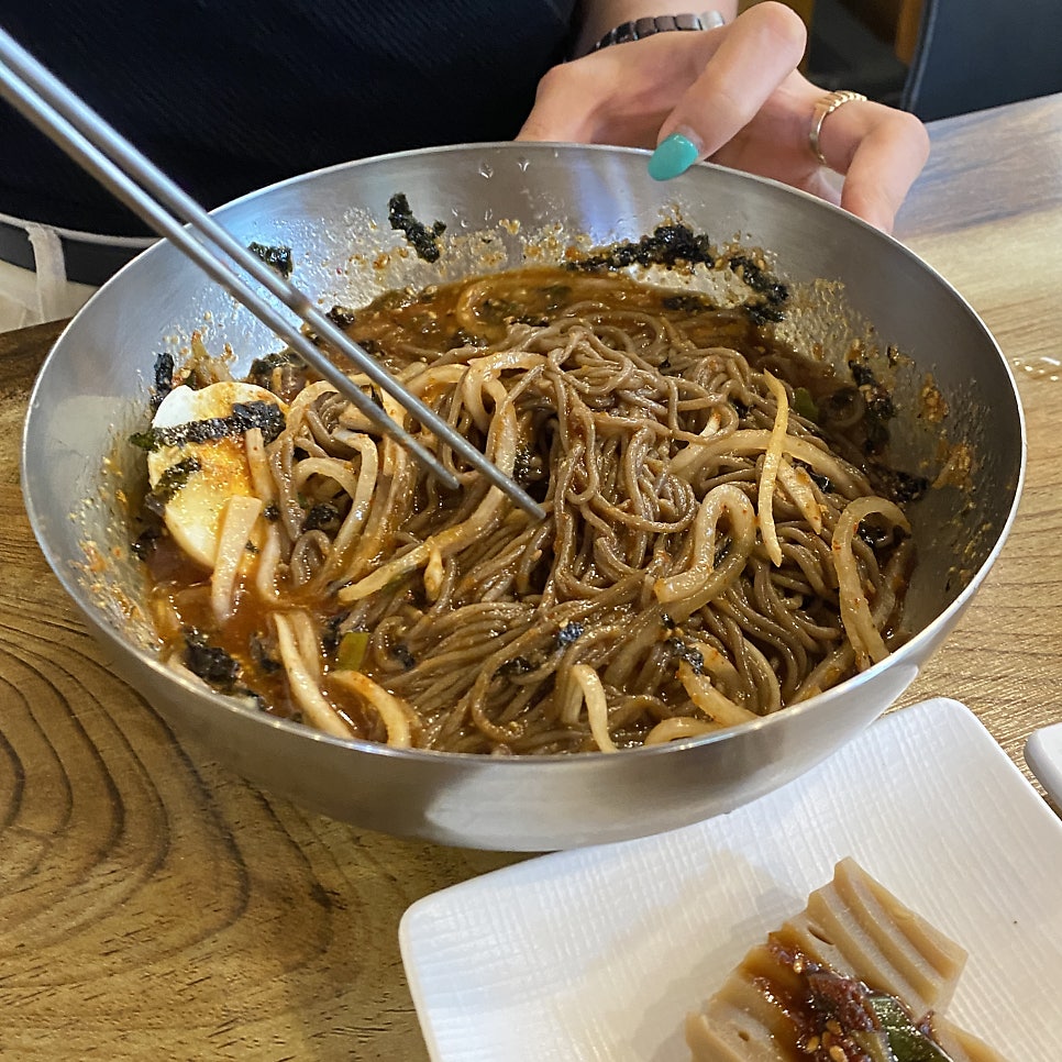 꼬꼬와메밀국수 이미지