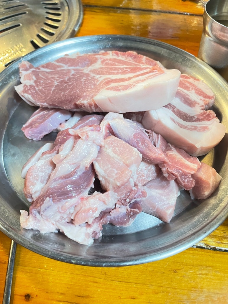 덩어리뽈따구 이미지