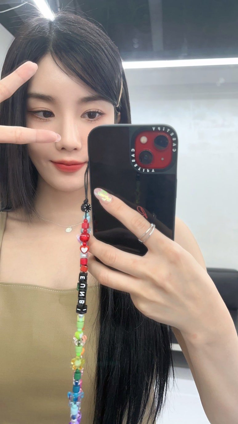 글래시 이미지