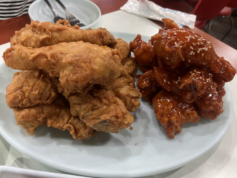 우정치킨호프 이미지