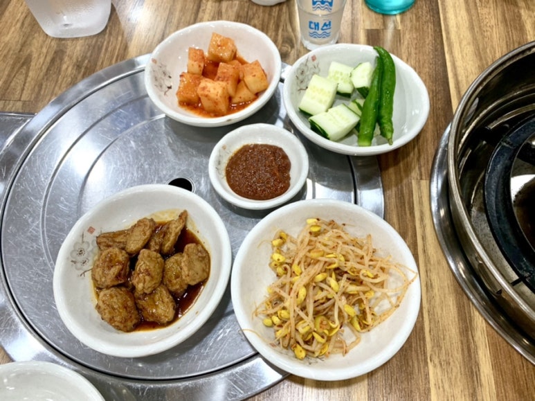 미소감자탕생삼겹김치 이미지