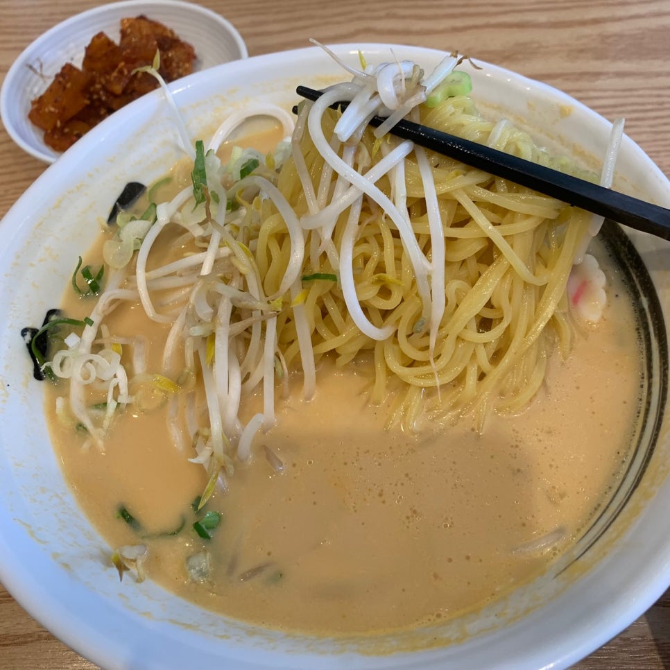 쵸우라멘 이미지