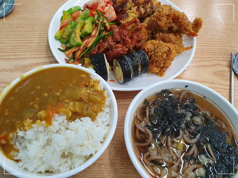 용갈이뷔페 이미지