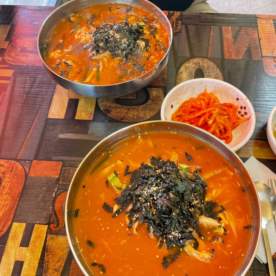 왕솔밭칼국수 이미지