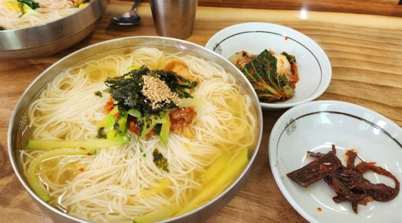 대가잔치국수 이미지