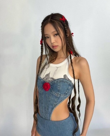 제니아웃 이미지