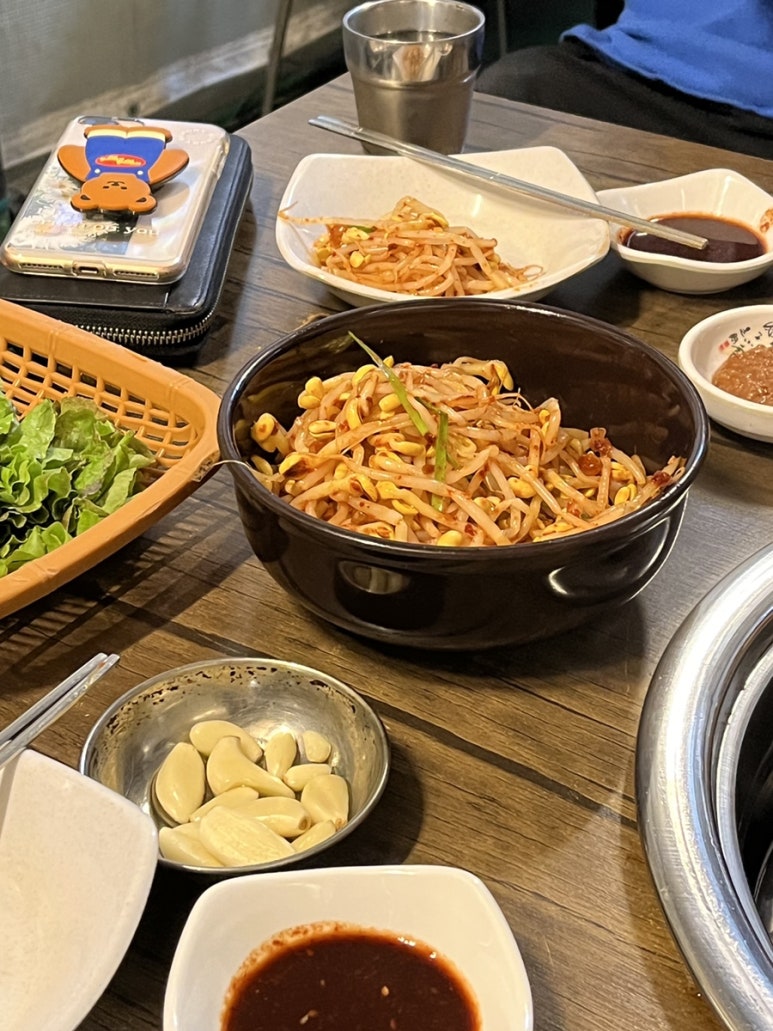 뚝방삼지창 이미지